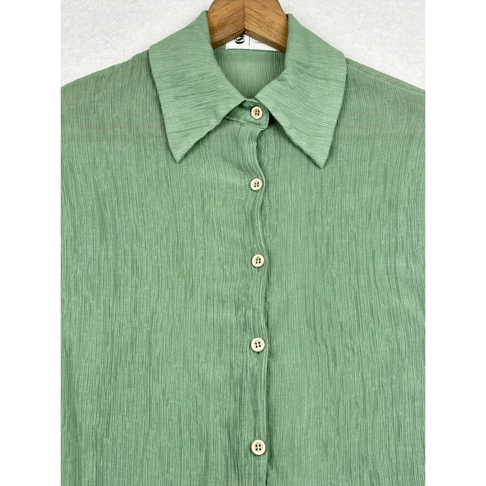 The Sweet Collective Button Down Shirt Womens Small Cropped Textured - Picture 2 of 8